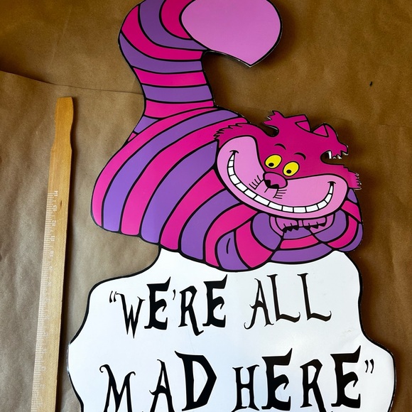 Lot of Alice in wonderland party decor and costume pieces made hatter, queen - Picture 13 of 16